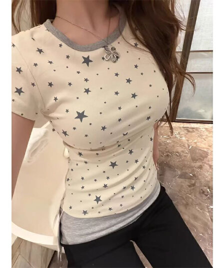 캐주얼 바람 핫걸 라운드 넥 별 프린트 반팔 티셔츠 여성 여름 새로운 패션 다용도 몸매 가꾸기 슬림해 보이는 맨위