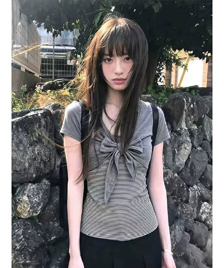 한 부서 디자인 센스 여름 새로운 나비 매듭 페이크 레이어드 스트라이프 패치워크 반팔 티셔츠