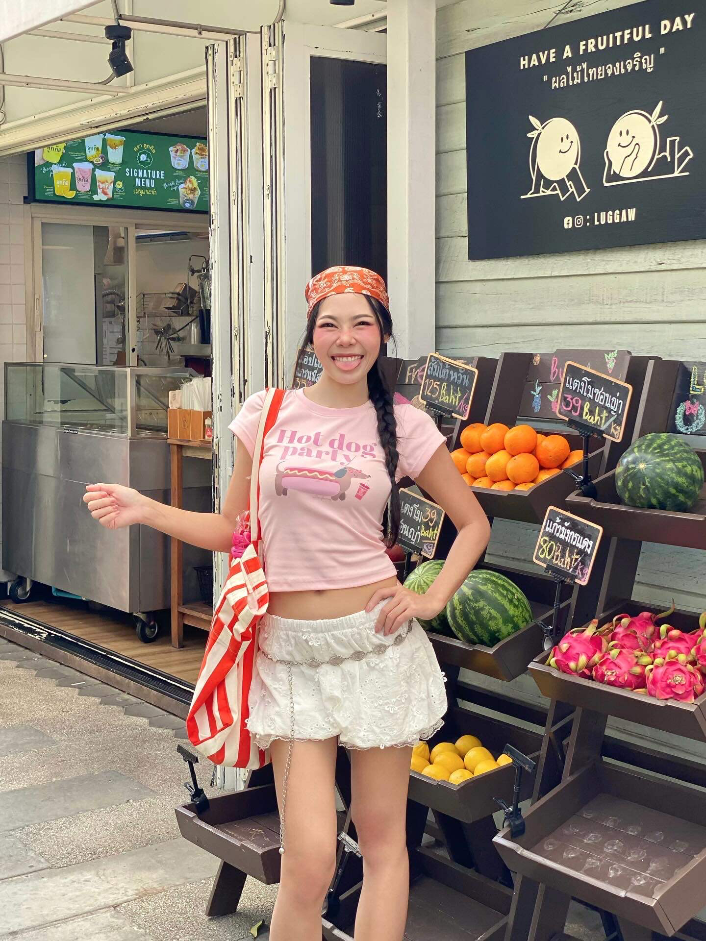 아메리칸 레트로 긍정적 인 어깨 라운드 넥 프린트 반팔 t