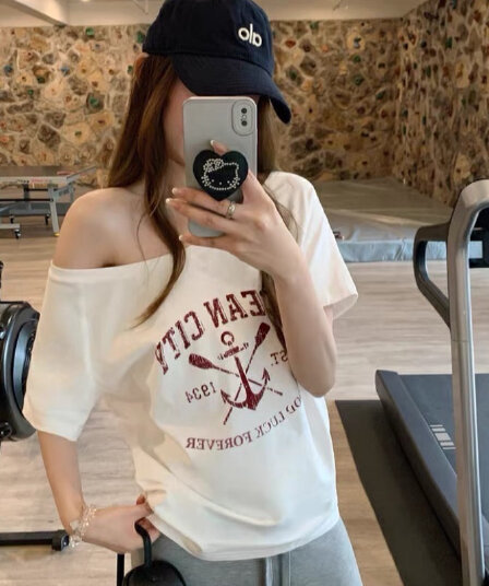 아메리칸 핫걸 비스듬한 어깨 알파벳 프린트 반팔 티셔츠 여성