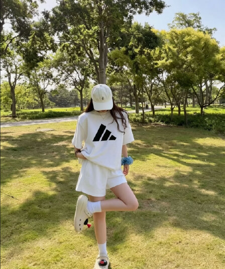 한국 스타일 여름 캐주얼 운동복 만화 반팔 반바지 여성 의류 ins 트렌디 투피스 세트