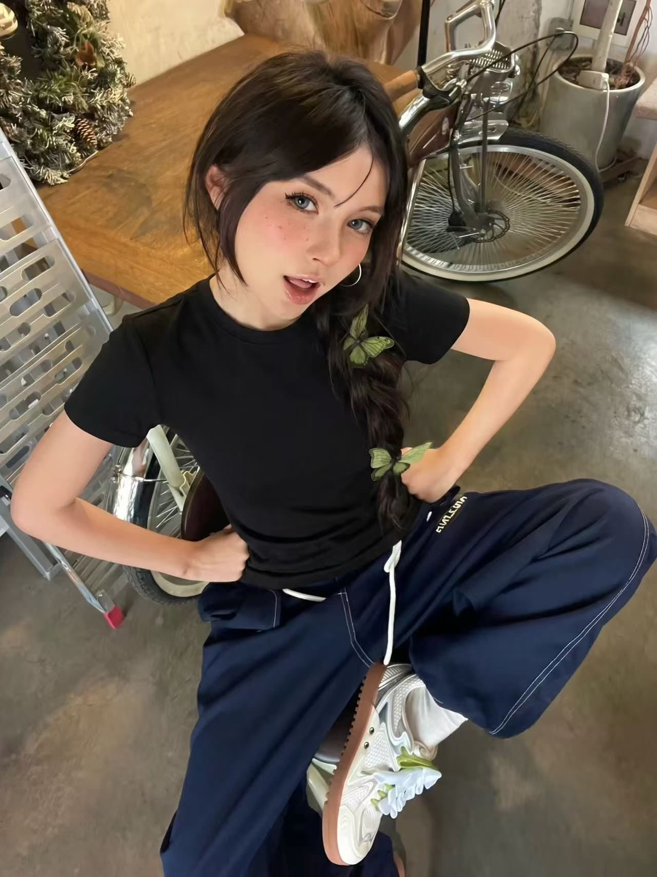 아메리칸 레트로 긍정적 인 어깨 라운드 넥 반팔 티셔츠