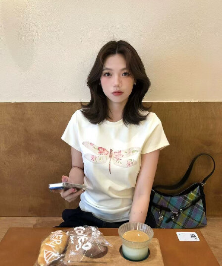 아메리칸 레트로 라운드 넥 프린트 반팔 티셔츠