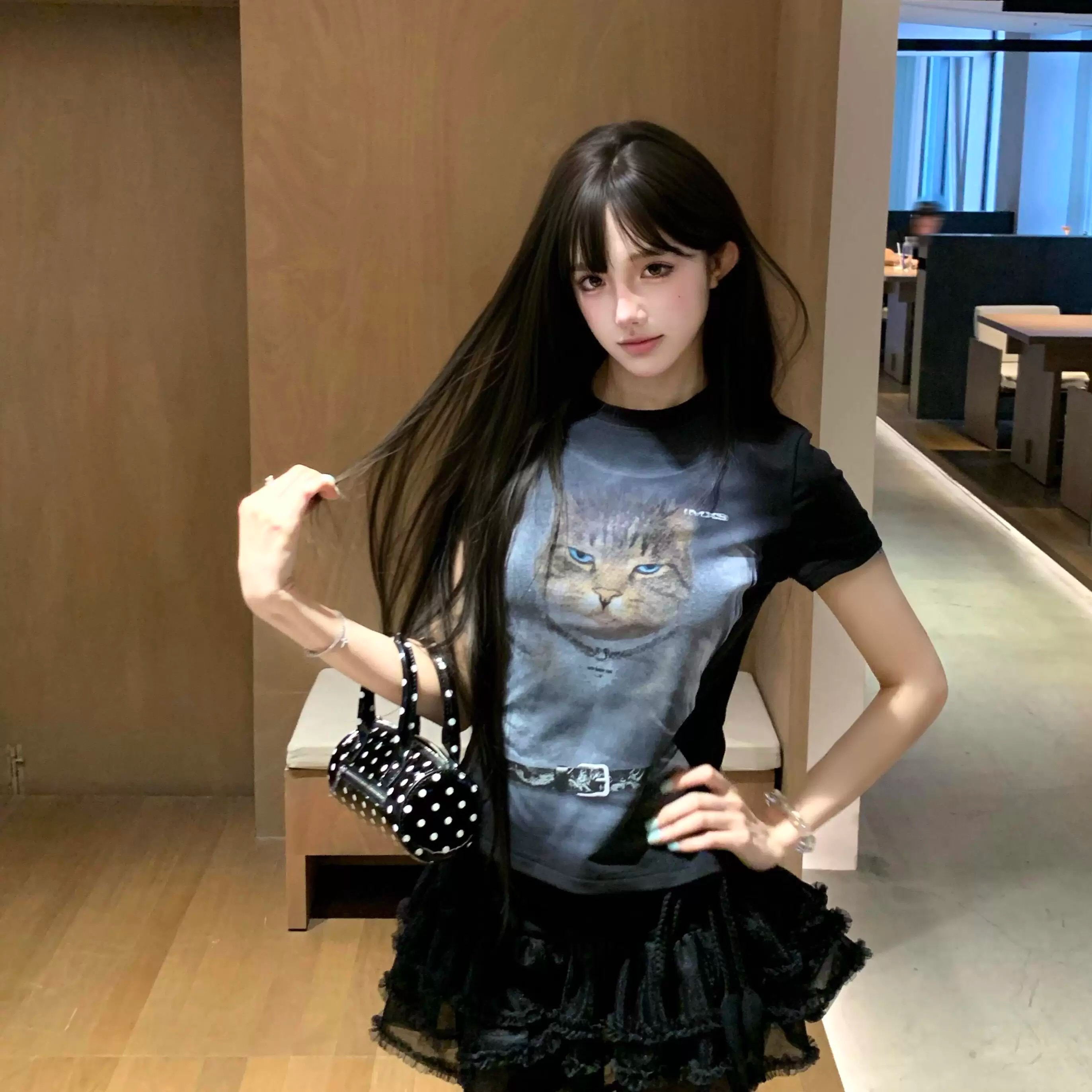 아메리칸 레트로 긍정적 인 어깨 라운드 넥 프린트 반팔 티셔츠