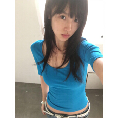 蓝色五分袖U领短袖t恤女夏季2026新款修身显瘦收腰巨好看