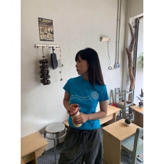 批发美式复古正肩印花短袖T恤女2026夏季<b class='q'>街头</b>百搭修身辣妹上衣