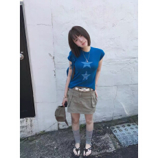 批发美式复古正肩印花短袖T恤女2026夏季<b class='q'>街头</b>百搭修身辣妹上衣