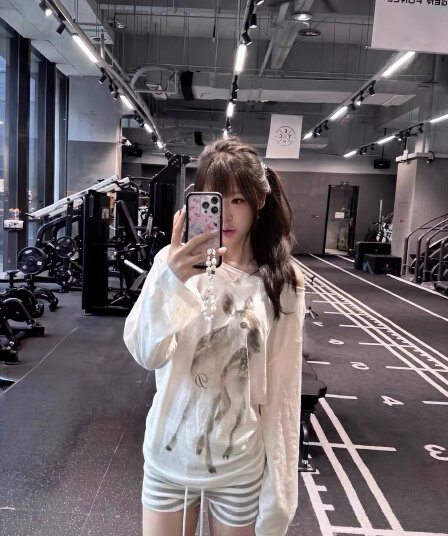 한 부서 비스듬한 어깨 프린트 루즈핏 자외선 차단 블라우스 티셔츠