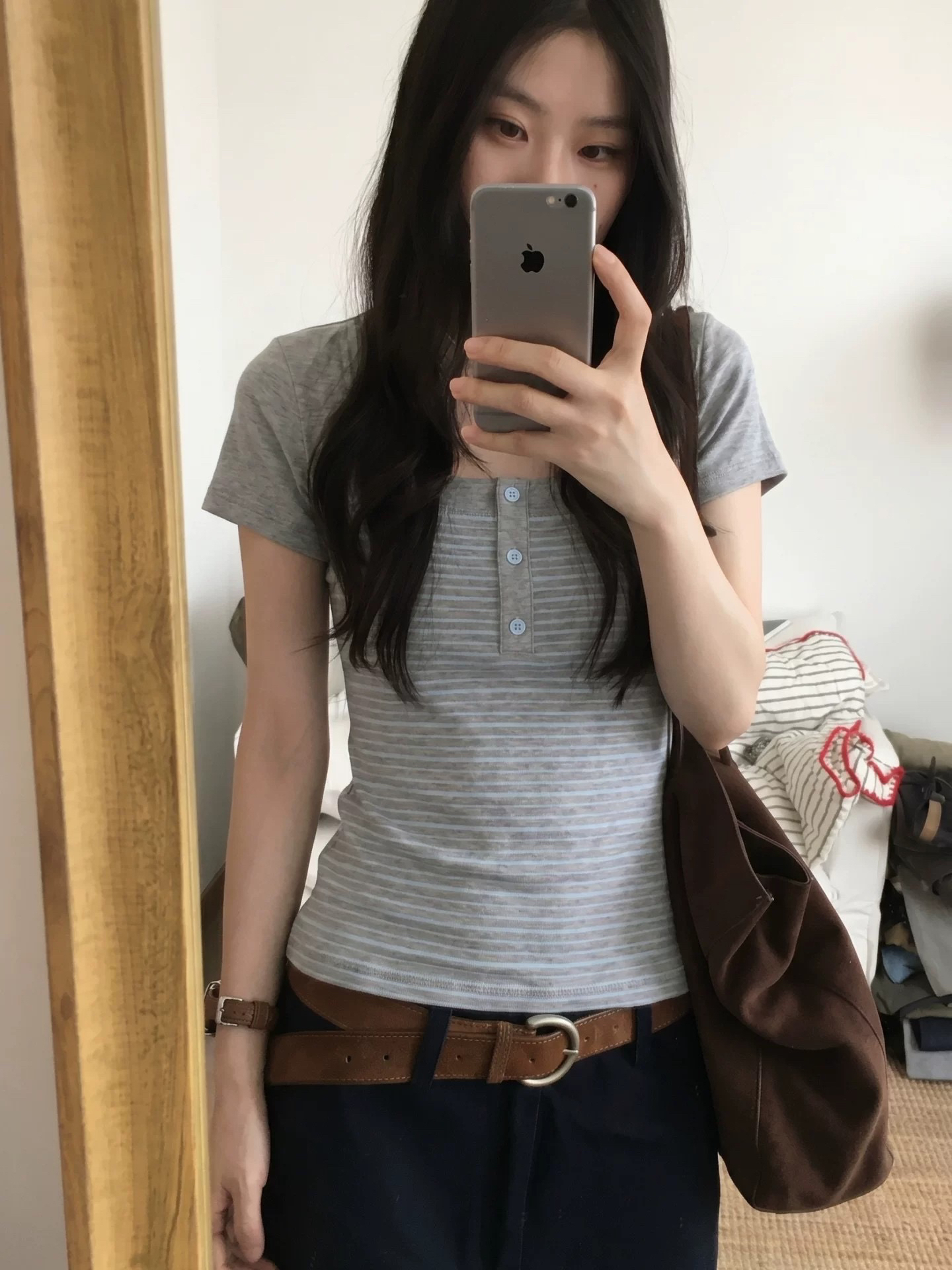 차가운 실크 코튼 리브 반팔 티셔츠 몸매 가꾸기 쇼트 스타일 광장 칼라 페이크 레이어드 패치워크