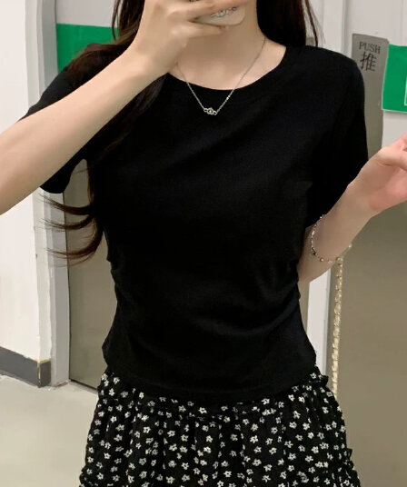 한 부서 외국 가스 chic Chic 불규칙 주름 쇼트 스타일 티셔츠 여성 다용도 몸매 가꾸기 티셔츠 연령 감소 반팔 맨위