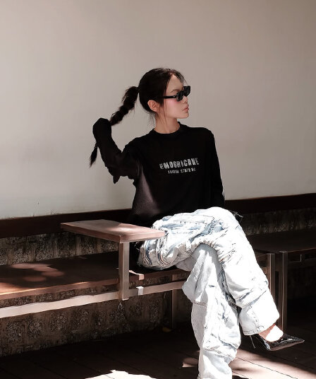 높은 품질 순면 200그램 21 빗질하다 정밀 프린트 가을 루즈핏 긴팔 티셔츠 여성