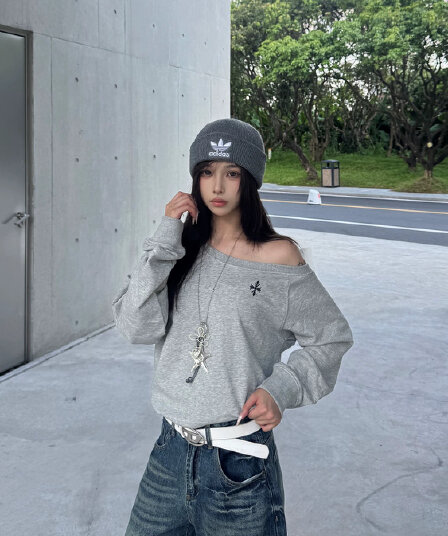 오리지널 아메리칸 핫걸 비스듬한 어깨 긴팔 후드티 여성 가을 슬림해 보이는 루즈핏 디자인 센스 다용도 맨위