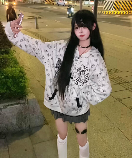 얇은 스타일 털이 있는 자수 패치 이후 패키지 칼라 순수한 Mianhua 면 복합 후드티