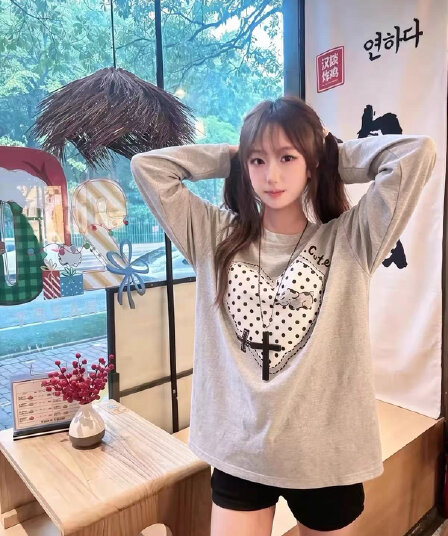 200그램 순면 플러그 루오 모방 프린트 루즈핏 만나는 긴팔
