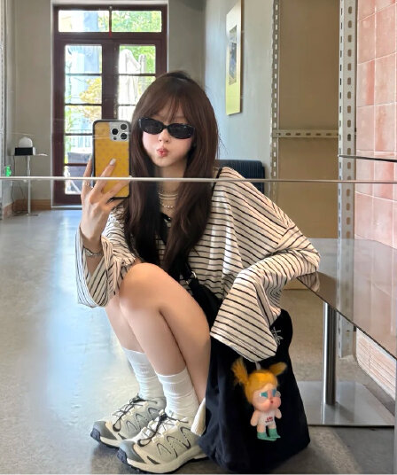 원본 컬러 짜임 원단 u 칼라 스트라이프 긴팔 맨위 여성 티셔츠