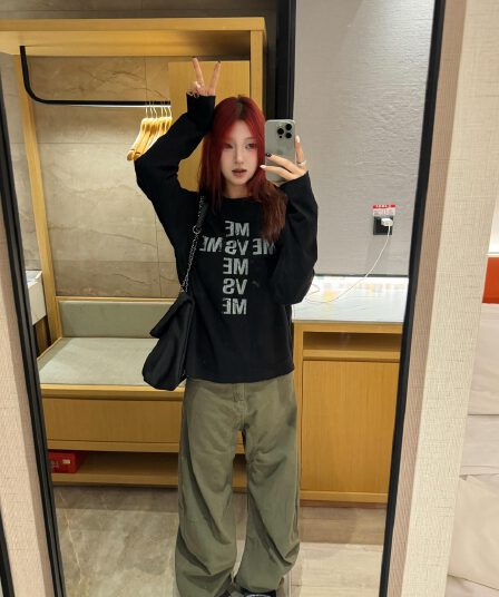 높은 품질 순면 200그램 21 빗질하다 정밀 프린트 가을 루즈핏 긴팔 티셔츠 여성