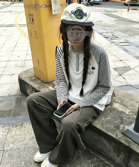도트 무늬 스트라이프 패치워크 헨리 칼라 단추 배색 삽입 어깨 긴팔 여성 프린트 레트로 티셔츠 트렌디 커플 맨위 남자