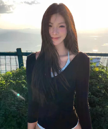 아메리칸 핫걸 페이크 레이어드 검정색 7부 소매 티셔츠