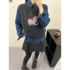 批发韩版减龄可爱风卡通小象针织马甲女+<b class='q'>长袖</b>牛仔衬衫叠穿上衣两件套