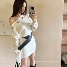 批发<b class='q'>连衣裙</b>女2026设计感小众辣妹风一字领收腰显瘦包臀短裙配腰带