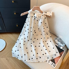 批发实拍<b class='q'>波点</b>蝴蝶结系带挂脖无袖背心女2026夏季气质宽松显瘦<b class='q'>衬衫</b>上