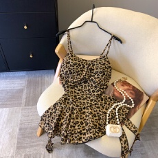 批发实拍复古性感豹纹吊带背心女2026夏季<b class='q'>新款</b>外穿带胸垫收腰显瘦上衣