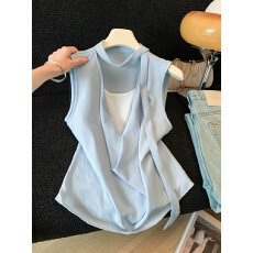 批发实拍<b class='q'>假两件</b>挂脖荡领针织背心女夏季新款独特别致上衣设计感衬衫潮