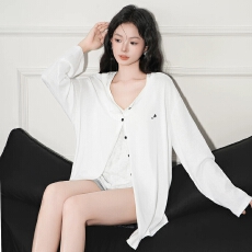 批发原版做工原版面料雪花棉慵懒长袖开衫单排扣宽松刺绣上衣女秋