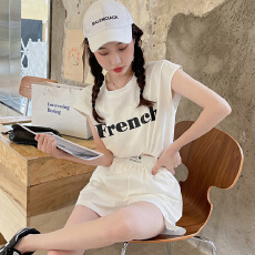 批发新款盐系减龄字母套装女夏季运动风露背上衣阔腿<b class='q'>短裤</b>两件套女