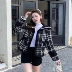 批发法式小香风外套女精致高级感<b class='q'>春秋</b>冬季短款复古黑色格子海军领上衣