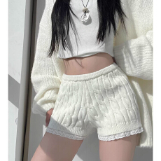 批发MianCun蕾丝花边针织麻花短裤女秋冬新款配靴子外穿a字毛线裤靴裤