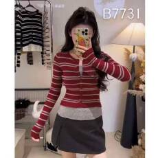 复古撞色条纹假两件针织衫女秋冬设计感修身显瘦短款内搭打底上衣