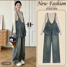 批发早春显瘦复古蓝<b class='q'>牛仔</b><b class='q'>背带裤</b>针织内搭两件套