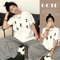 批发<b class='q'>孕妇</b><b class='q'>套装</b>2026夏季新款纯棉宽松T恤+抽绳无托腹格子裤两件套