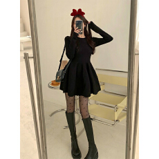 批发韩国纯欲辣妹绝美<b class='q'>连衣裙</b>女春季高级感温柔针织毛衣小个子蓬蓬短裙