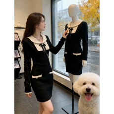 批发韩系<b class='q'>娃娃领</b>针织<b class='q'>连衣裙</b>女2025秋冬设计感气质赫本风收腰显瘦小黑裙