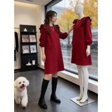 批发韩国新年战袍红色<b class='q'>连衣裙</b>女2025秋冬新款宽松显瘦本命年喜庆气质裙