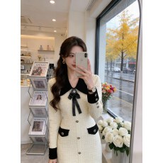 批发韩国法式慵懒风针织连衣裙女2026春季新款高级感洋气收腰显瘦<b class='q'>短裙</b>