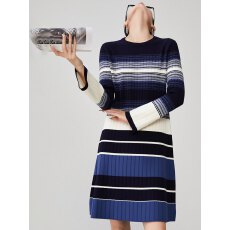 批发配大衣针织连衣裙女秋冬内搭新款中长款a字修身显瘦打底毛衣裙子