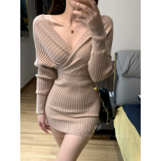 批发韩国温柔风v领长袖针织连衣裙女收腰修身内搭显瘦纯欲打底包臀裙