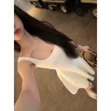 批发韩国冰丝针织连衣裙女夏小个子心机辣妹<b class='q'>夜店</b>清纯方领OL蓬蓬背心裙