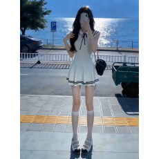 批发韩<b class='q'>系</b>学院风冰丝针织连衣裙女夏季2026新款温柔风甜美收腰a字短裙