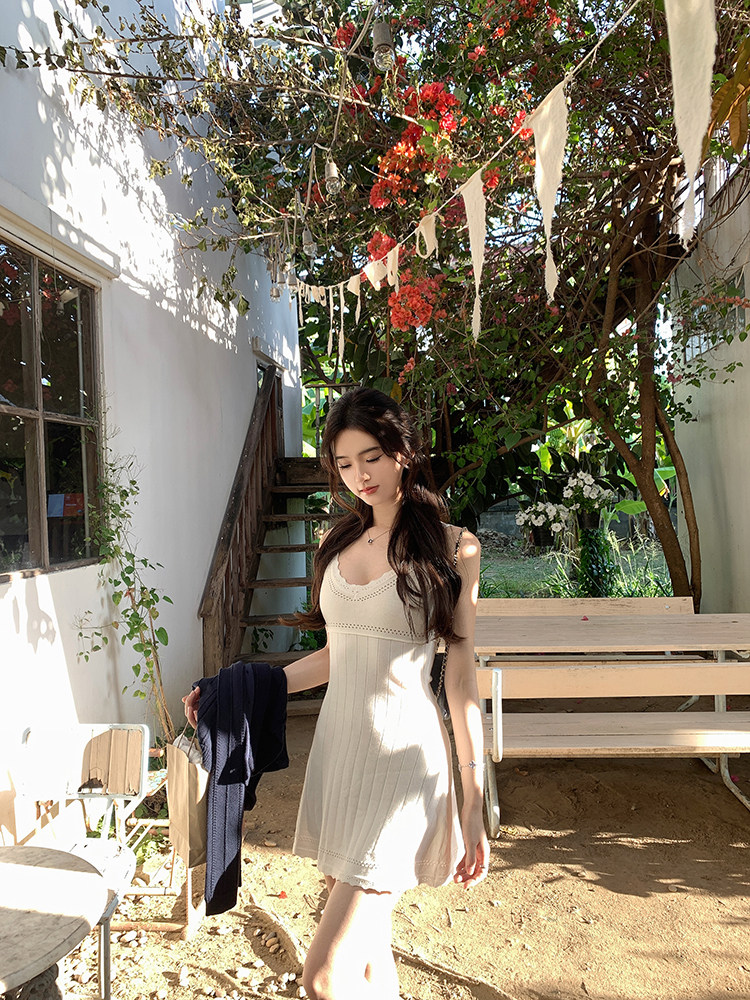 한국 famouswang 여름 남쪽 법 휴일 프랑스식 레트로 소녀 레이스 홀로우 아웃 얼음 실크 슬립 드레스
