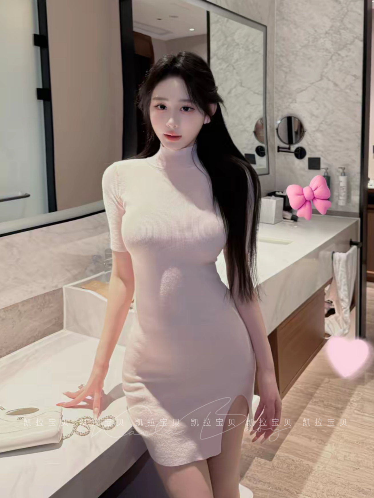 한 여성 연인 Jiaojiao 분말 물 핑크색 터틀넥 얼음 실크 드레스 순수한 욕망 몸매 가꾸기 슬림해 보이는 ol 타이트 스커트 미니 스커트