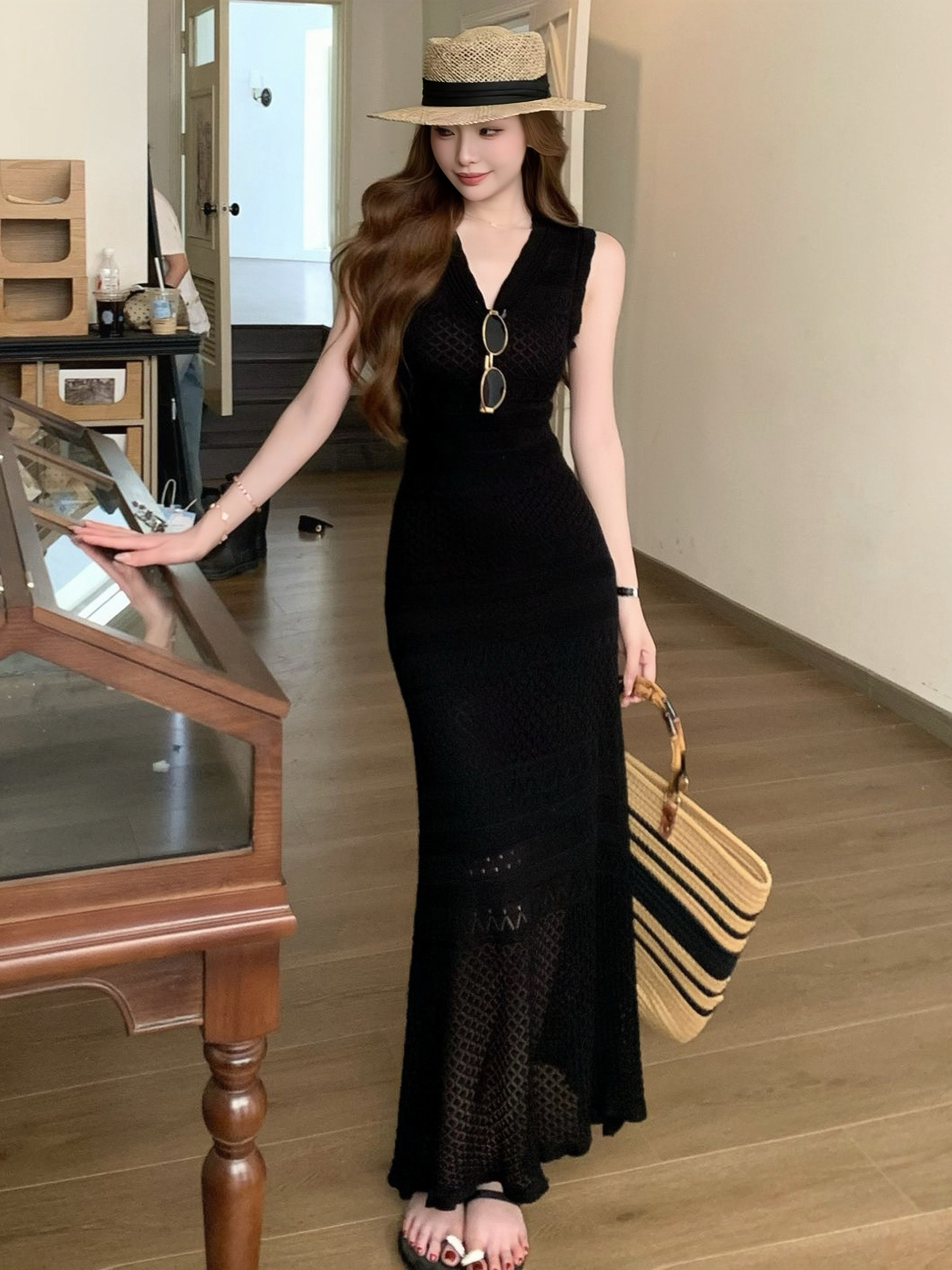 한국 생방송 폭발 단계별 건강 연꽃 부드러운 바람 홀로우 아웃 레이스 민소매 조끼 얼음 실크 드레스 ol 타이트 스커트