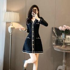 批发韩国秋冬小香风高级感针织毛衣<b class='q'>连衣裙</b>女法式V领长袖打底A字毛衣裙