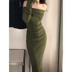 批发<b class='q'>气质</b>名媛长款生日年会礼服高端轻奢小众性感一字肩针织连衣裙秋季
