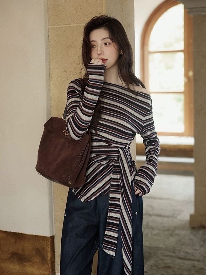 이른 봄 한 부서 느슨함 센스 오프숄더 스트라이프 불규칙 스트랩 여성 긴 소매 맨위
