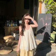 批发<b class='q'>甜美</b>少女感刺绣镂空撞色条纹吊带背心女春季2026宽松减龄百搭上衣