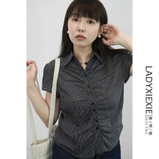 批发<b class='q'>衬衫</b>女2026新款<b class='q'>韩版</b>时尚休闲小众复古小格纹收腰薄款微透短袖上衣